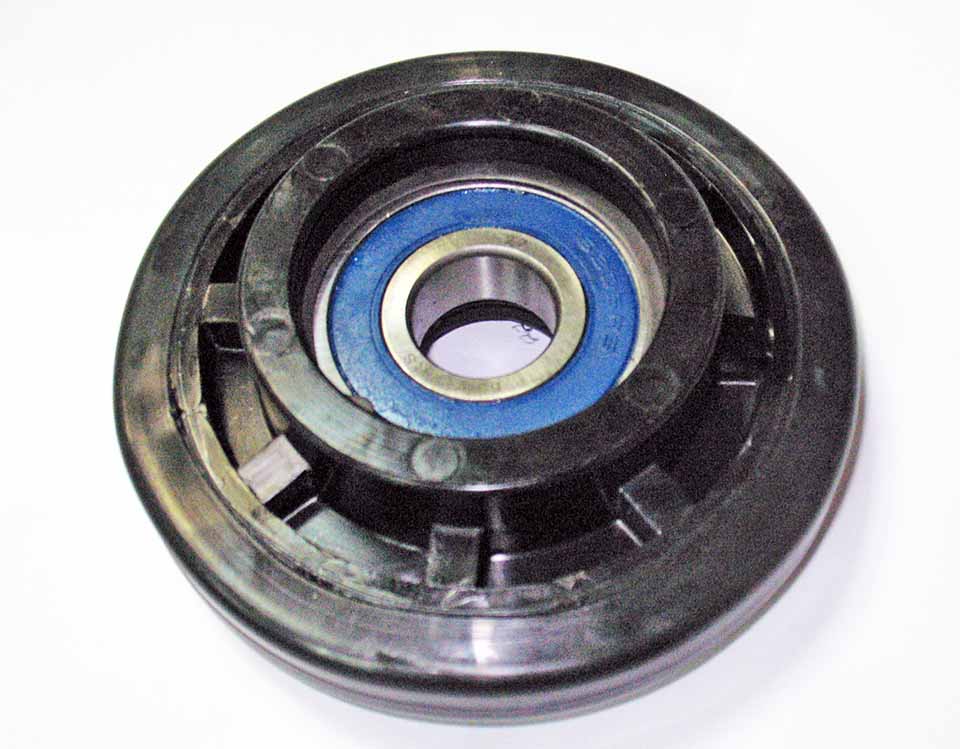 Ролик Обрезиненный D132мм С Подшипником В Сборе