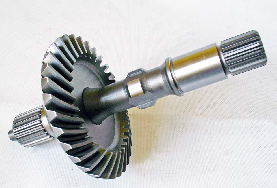 Вал Выходной Коробки Передач С Конической Шестерней, Сталь